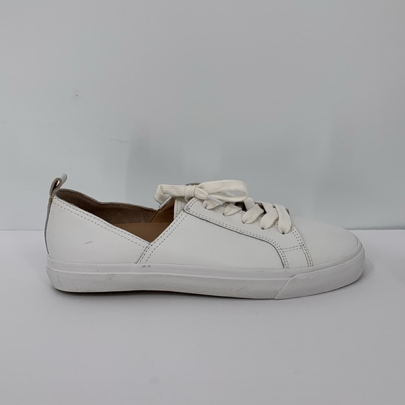 Lucky Brand Dansbey white leather sneakers tie lace-up flat shoe women 10 - Picture 1 of 8